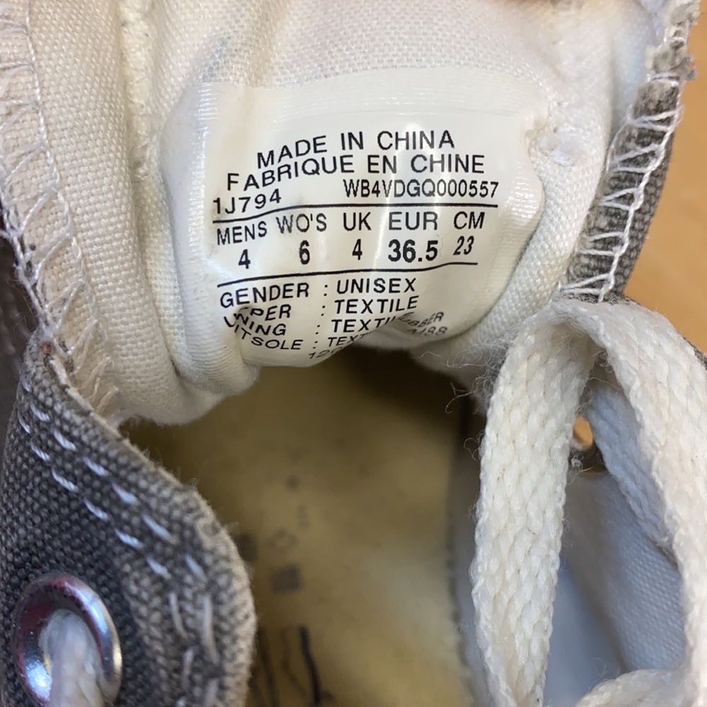 Converse Chuck Taylor All Star Low Size 6 Women’s Sneakers - Picture 11 of 12